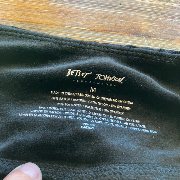 Betsy Johnson velour and cheetah‎ leggings - Picture 4 of 4